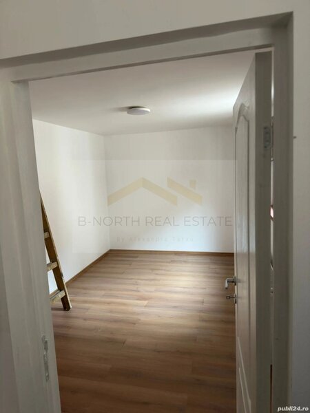 13 Septembrie, casa 4 camere de inchiriat, ideal sediu firma.